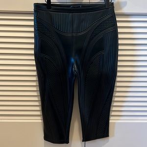 Mugler - Shiny Embossed Capris - Black
